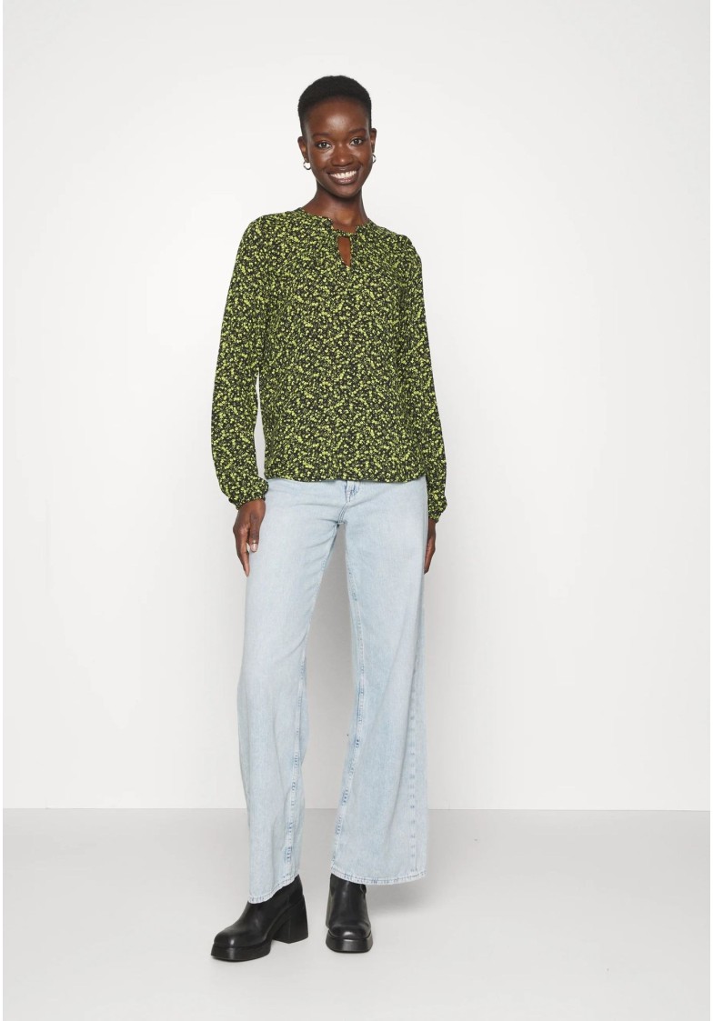 BYJOSA V-NECK BLOUSE S/S