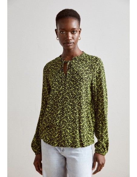 BYJOSA V-NECK BLOUSE S/S