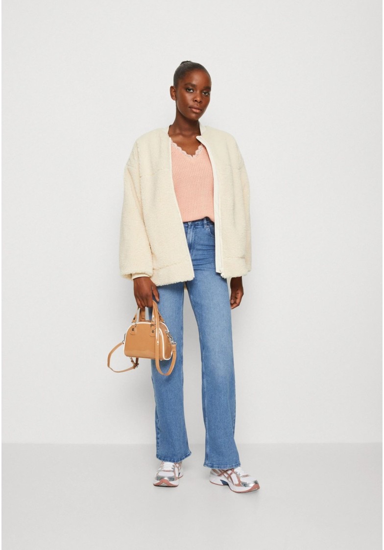 PCPEGGY HW WIDE JEANS