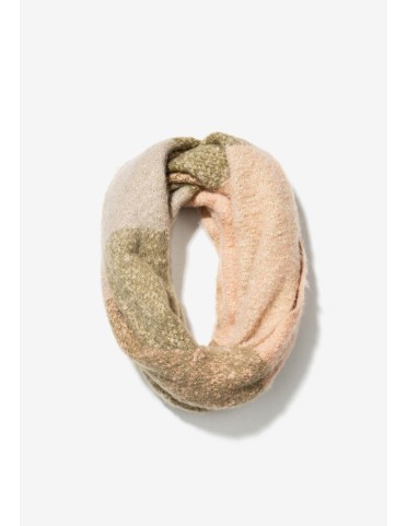 ROSE KNITTED SCARF