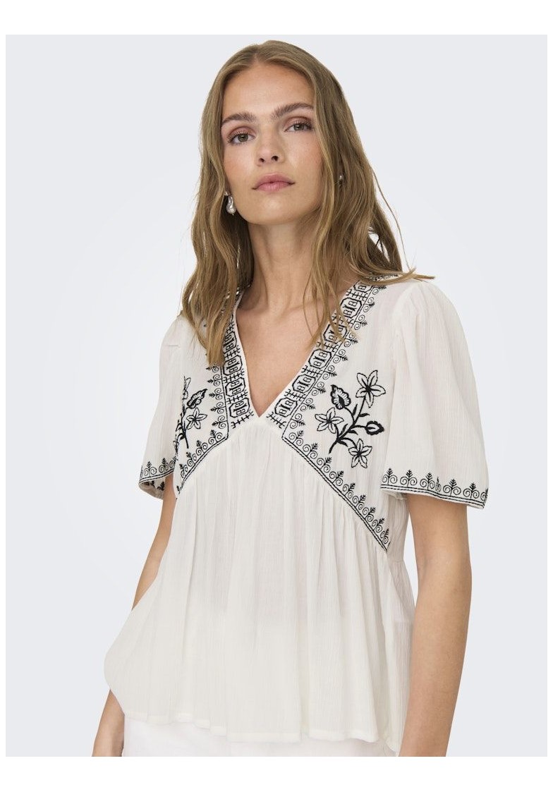 JDYHARPER S/S V-NECK EMBROIDERY TOP